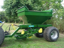 Shelton 6 tonne fast flow gravel and sand hopper hitched to tractor