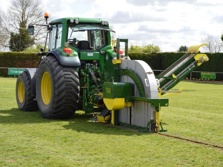 Supertrencher+ 760 demonstrating at Turf Maintenance Live event