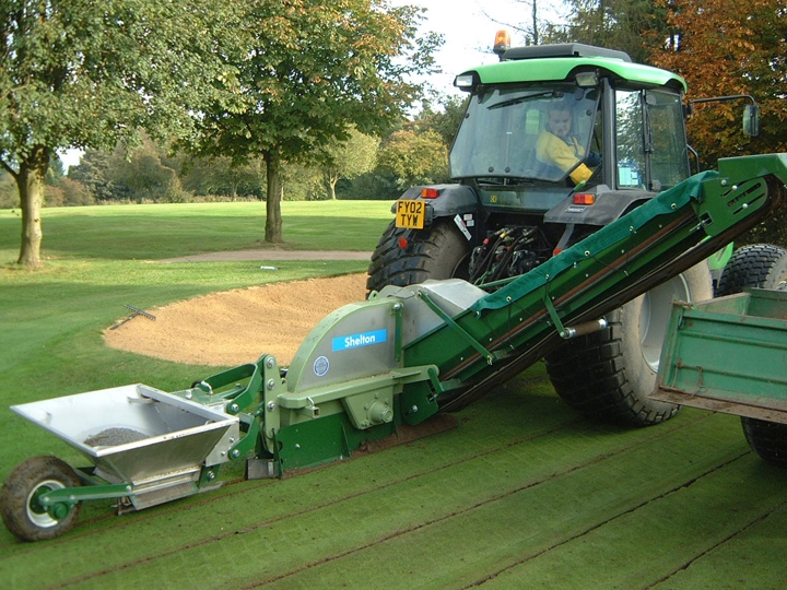 Shelton System 25 in action on golf green