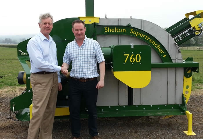 Mick Claxton and Richard Clark pictured with Shelton Supertrencher+760